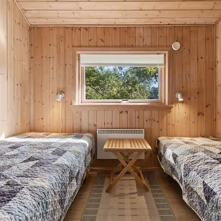 Ailen - 500m From The Sea By Interhome